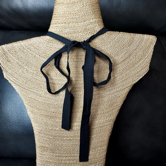 MARNI for H & M White Floral Necklace - Picture 6 of 6